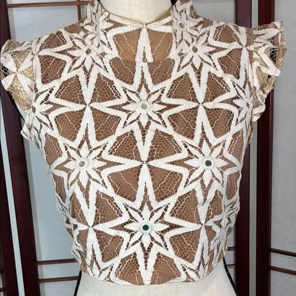 Tan Crop Blouse with Graphic Mandarin Collar - Picture 1 of 4